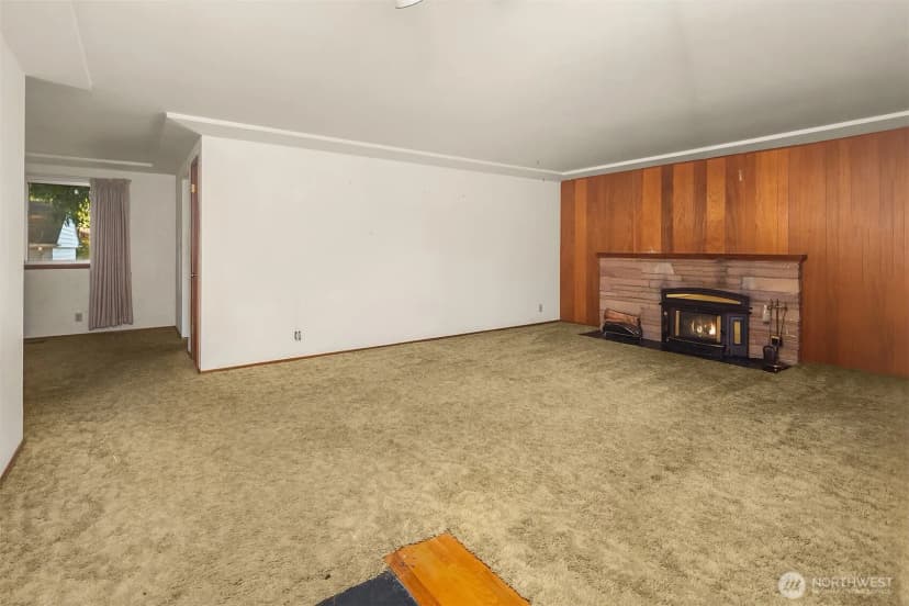 Property photo for 518 N 198th Street, Shoreline photo 6