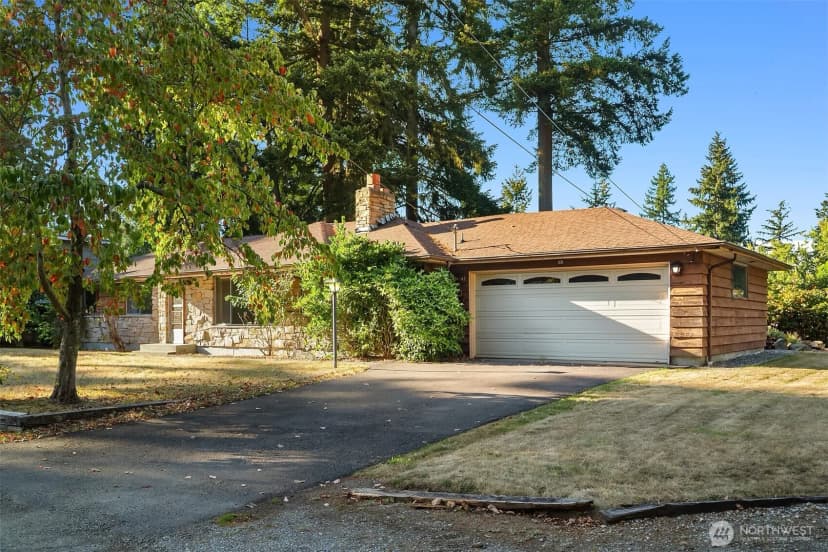 Property photo for 518 N 198th Street, Shoreline photo 28