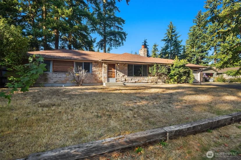 Property photo for 518 N 198th Street, Shoreline photo 29