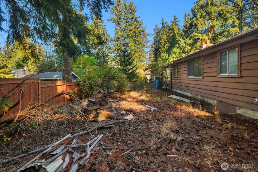Property photo for 518 N 198th Street, Shoreline photo 22