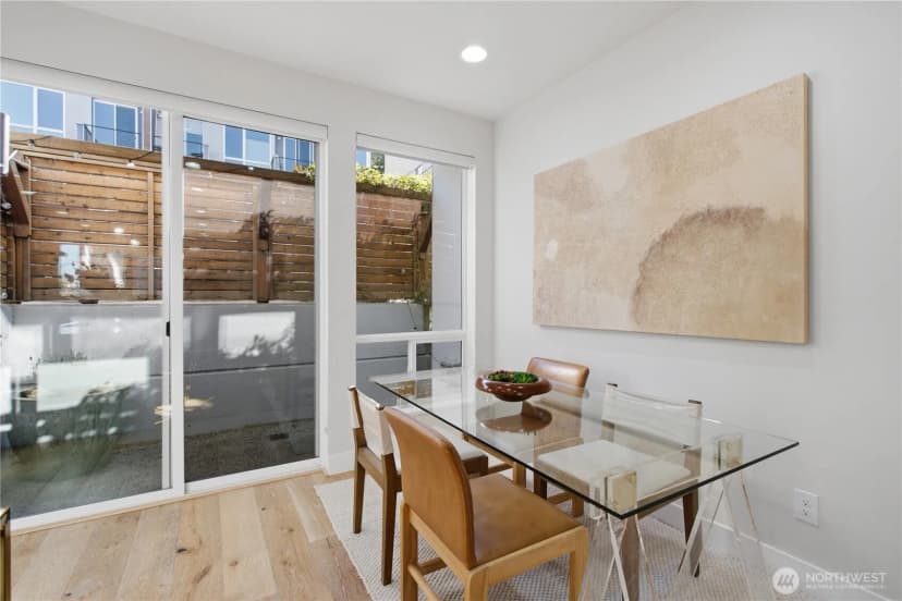 Property photo for 2214 Franklin Ave E #b, Seattle photo 6