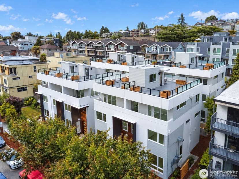 Property photo for 2214 Franklin Ave E #b, Seattle