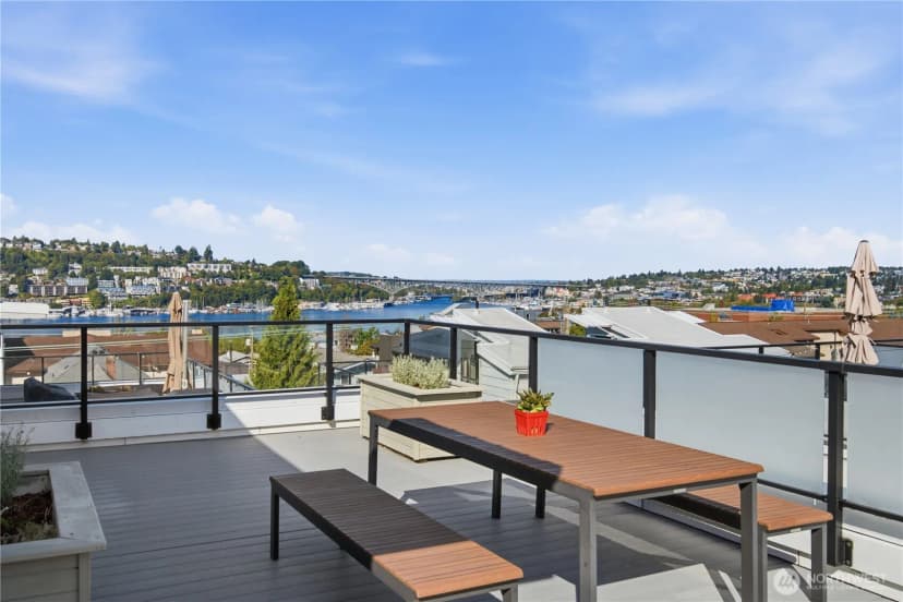 Property photo for 2214 Franklin Ave E #b, Seattle photo 28