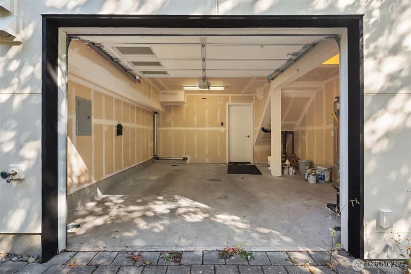 Property photo for 10363 Ashworth Avenue N, Seattle photo 26