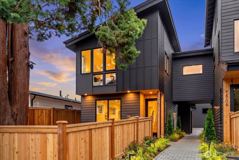 Property photo for 7511 12th Avenue Sw, Seattle