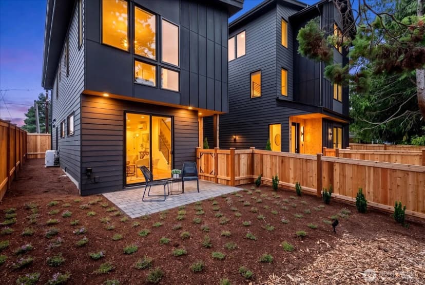 Property photo for 7511 12th Avenue Sw, Seattle photo 19