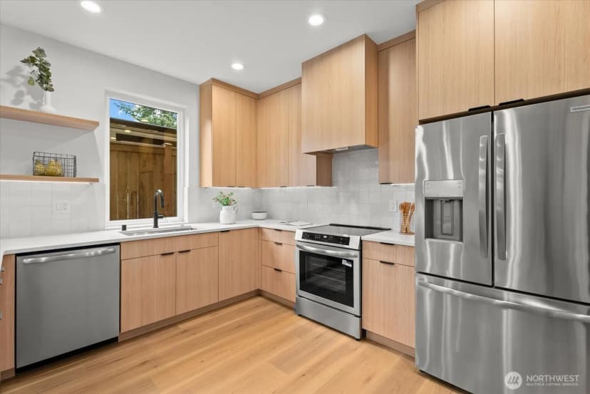 Property photo for 7511 12th Avenue Sw, Seattle photo 9