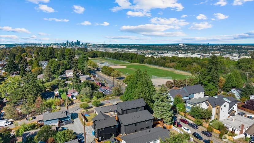 Property photo for 7511 12th Avenue Sw, Seattle photo 28