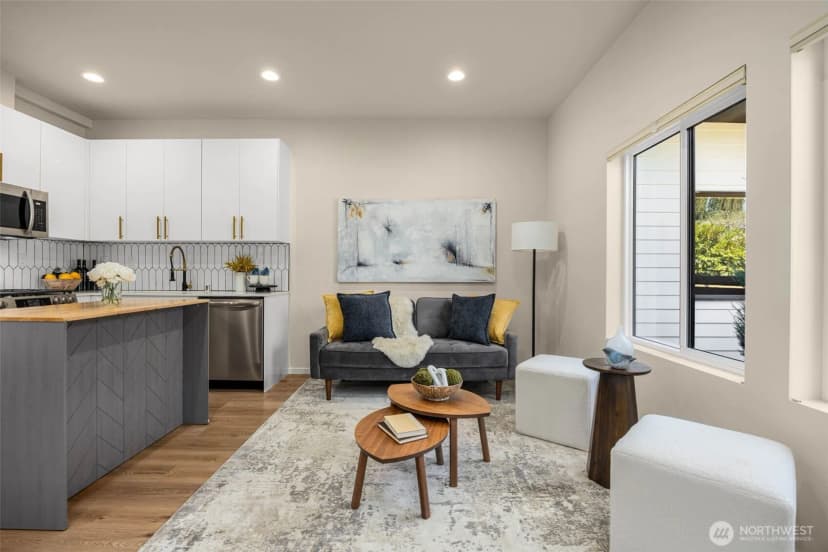 Property photo for 3828 35th Avenue W ##b, Seattle photo 9