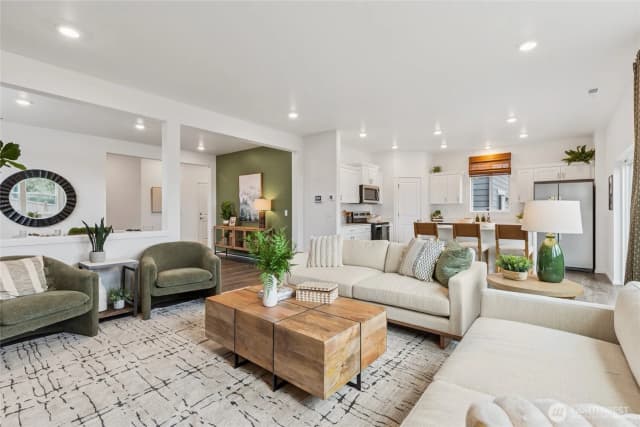 Property photo for 1435 Lambertus Avenue #19, Buckley photo 3