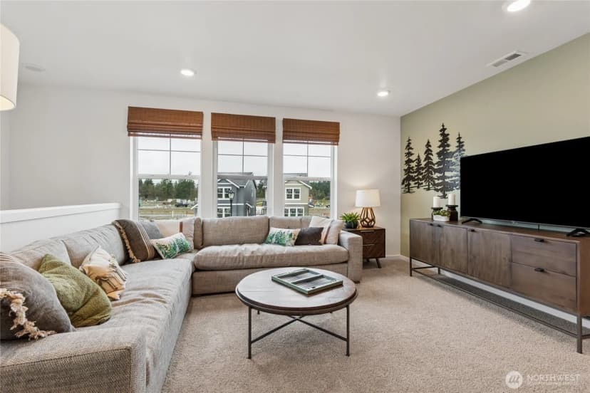 Property photo for 1435 Lambertus Avenue #19, Buckley photo 22