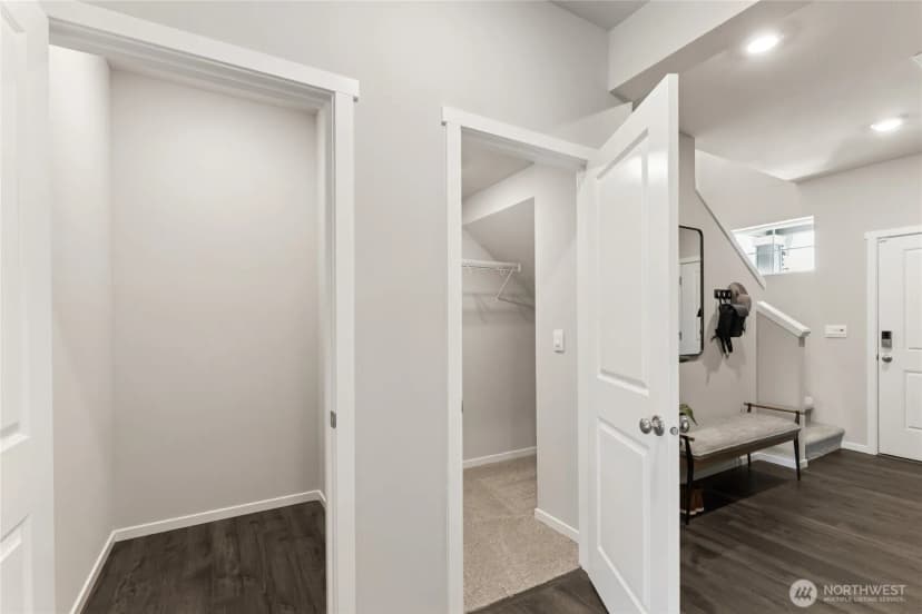 Property photo for 1435 Lambertus Avenue #19, Buckley photo 11