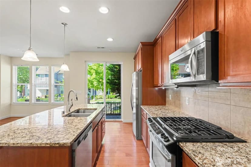 Property photo for 1423 Ne Hickory Lane, Issaquah photo 9