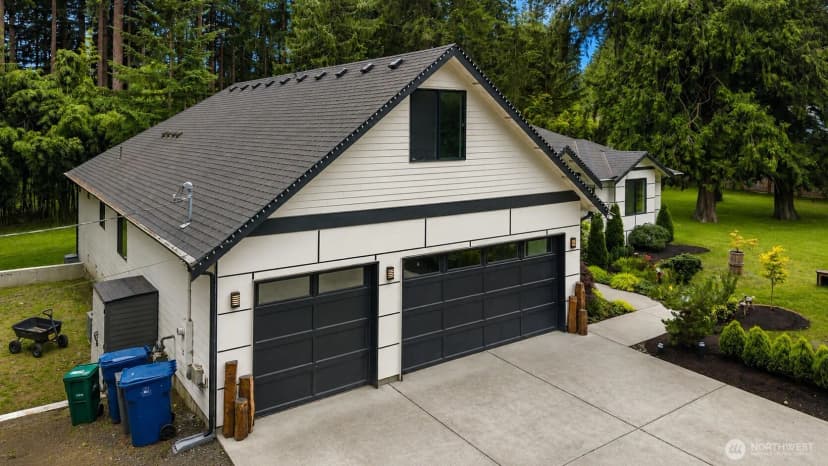 Property photo for 13529 Cascadian Way, Everett photo 30