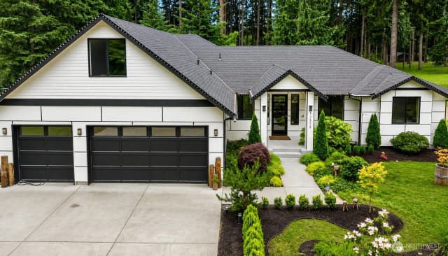 Property photo for 13529 Cascadian Way, Everett