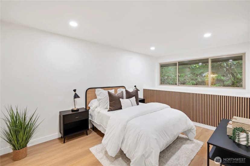 Property photo for 2105 Westlake Avenue N #201, Seattle photo 16