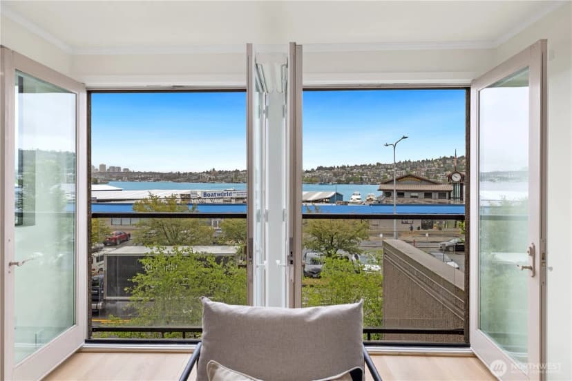 Property photo for 2105 Westlake Avenue N #201, Seattle photo 8