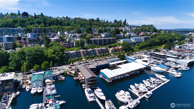 Property photo for 2105 Westlake Avenue N #201, Seattle photo 30