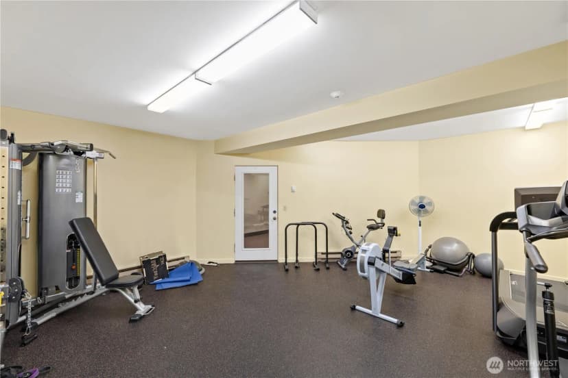 Property photo for 2105 Westlake Avenue N #201, Seattle photo 26