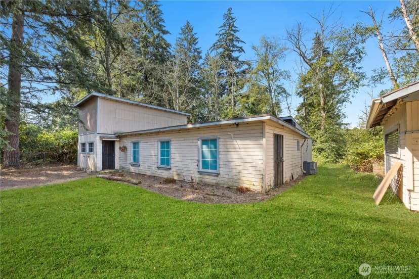 Property photo for 35821 Military Road S, Auburn photo 24