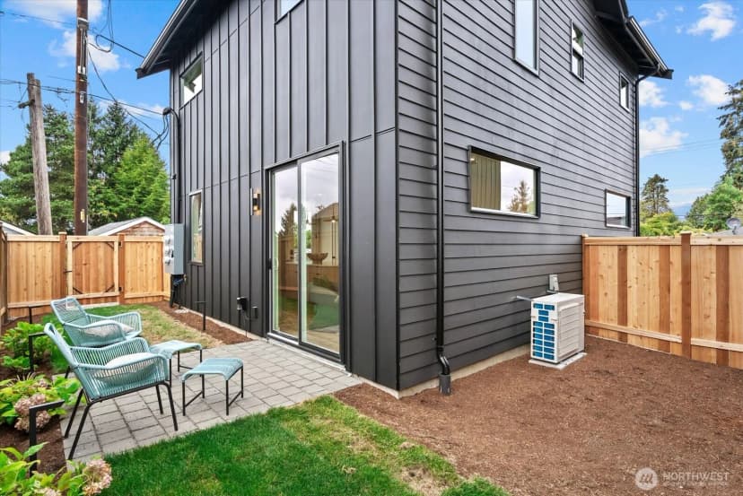 Property photo for 7513 12th Avenue Sw, Seattle photo 18