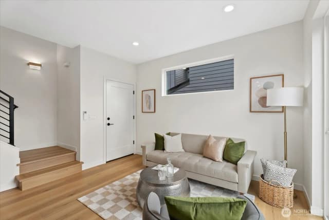 Property photo for 7513 12th Avenue Sw, Seattle photo 5