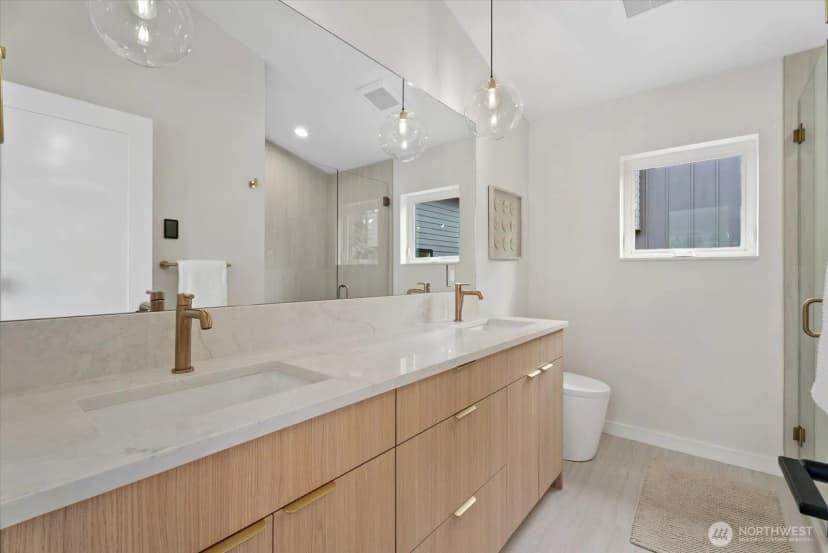 Property photo for 7513 12th Avenue Sw, Seattle photo 11