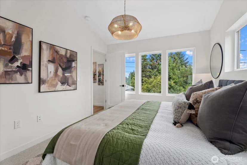 Property photo for 7513 12th Avenue Sw, Seattle photo 10