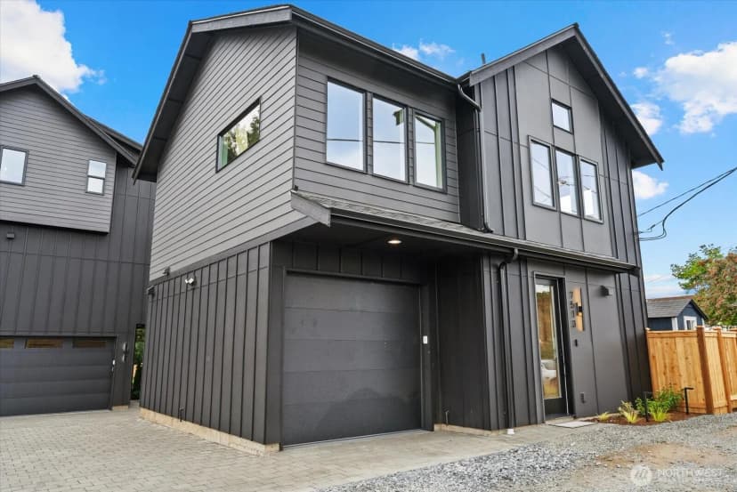 Property photo for 7513 12th Avenue Sw, Seattle photo 22