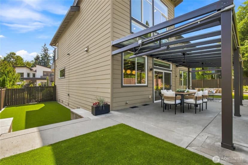Property photo for 13402 Ne 110th Place, Redmond photo 36