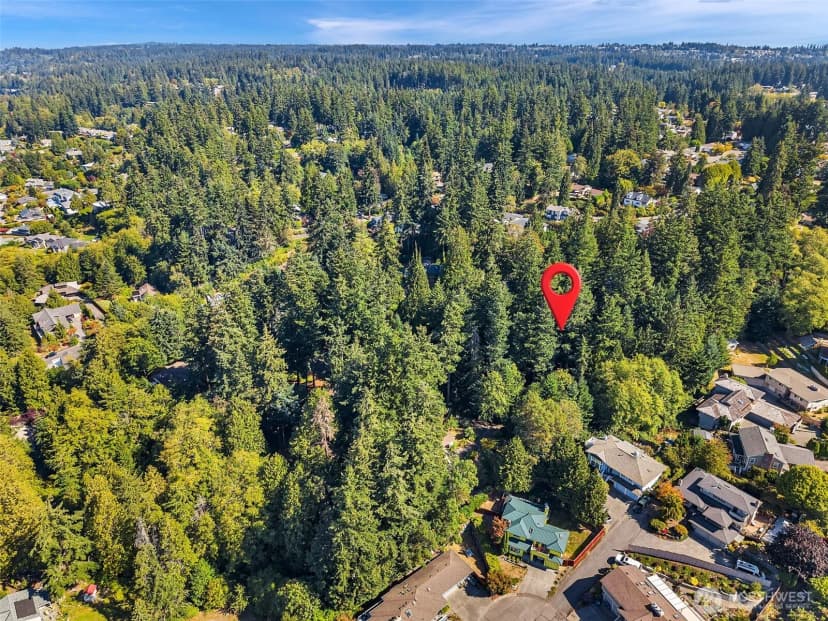 Property photo for 7414 Soundview Drive, Edmonds photo 10