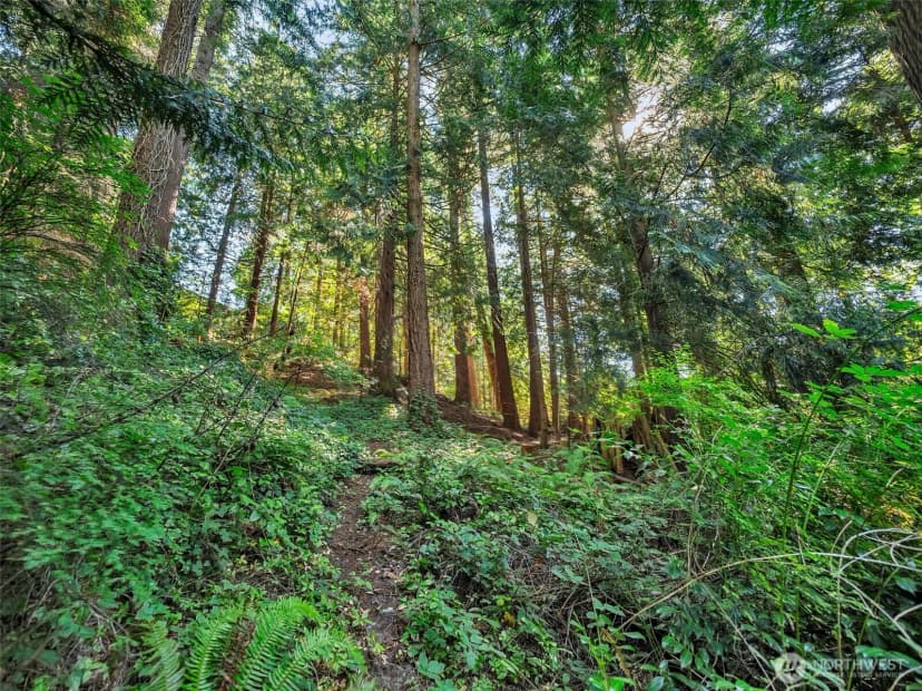 Property photo for 7414 Soundview Drive, Edmonds photo 18