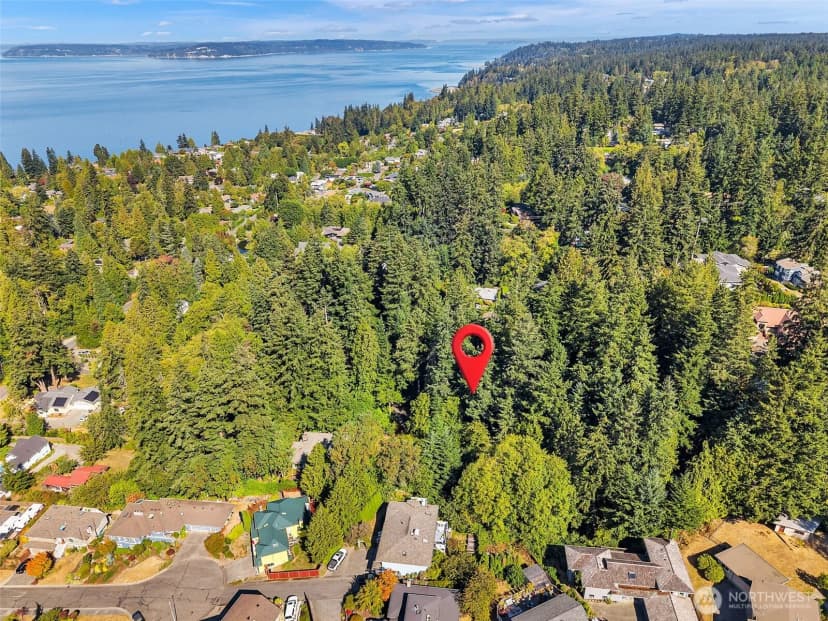 Property photo for 7414 Soundview Drive, Edmonds photo 11