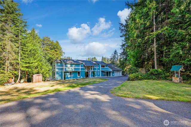 Property photo for 15678 Virginia Loop Road Ne, Poulsbo photo 4