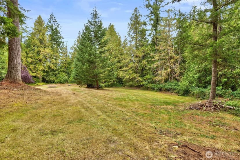 Property photo for 905 Griffiths Lane W, Seabeck photo 31