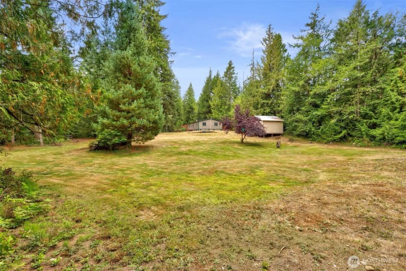 Property photo for 905 Griffiths Lane W, Seabeck photo 28