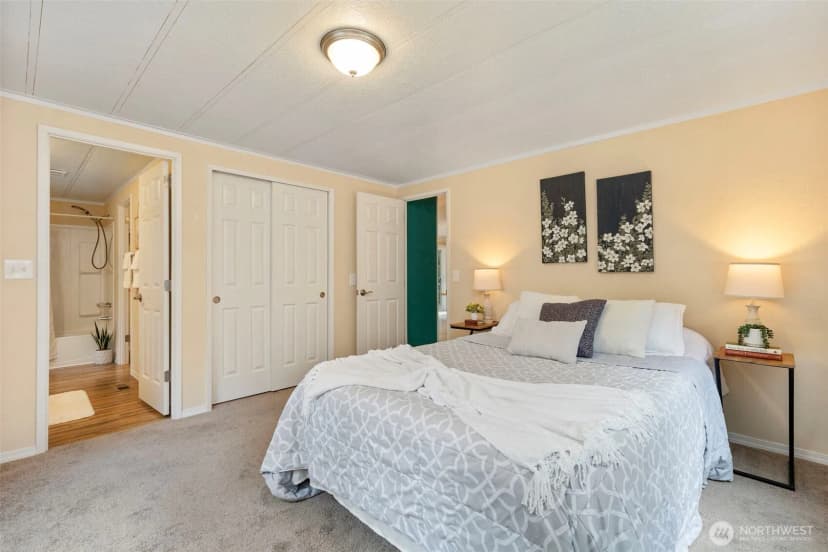 Property photo for 905 Griffiths Lane W, Seabeck photo 15