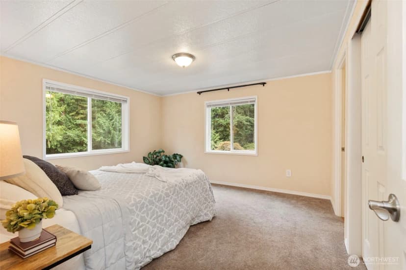 Property photo for 905 Griffiths Lane W, Seabeck photo 14