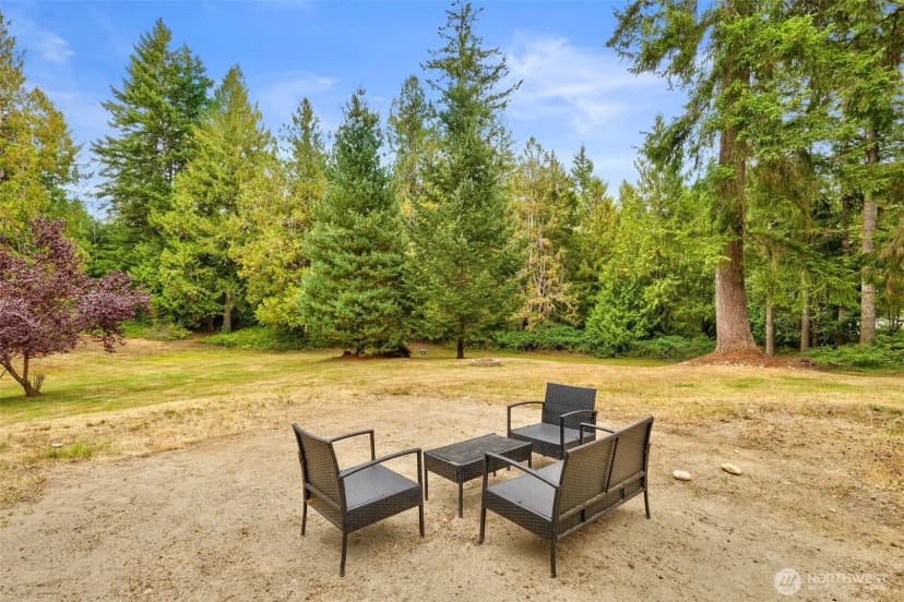 Property photo for 905 Griffiths Lane W, Seabeck photo 24