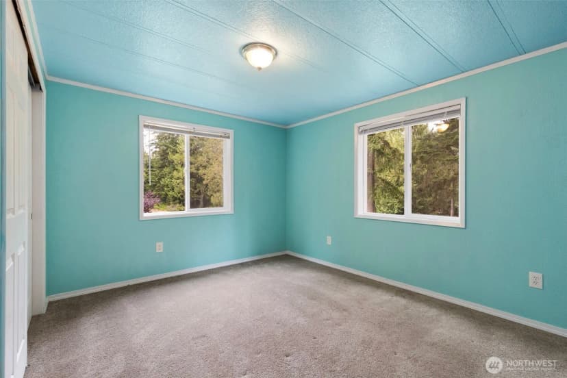 Property photo for 905 Griffiths Lane W, Seabeck photo 17