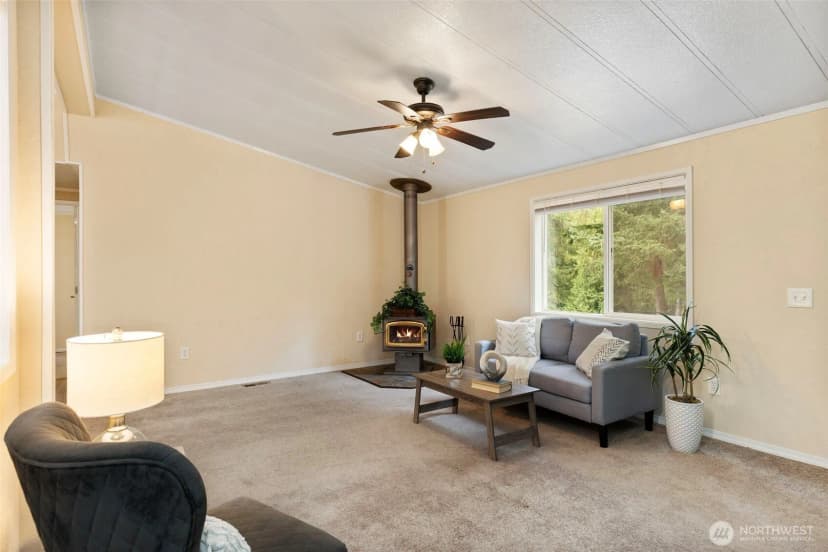 Property photo for 905 Griffiths Lane W, Seabeck photo 6