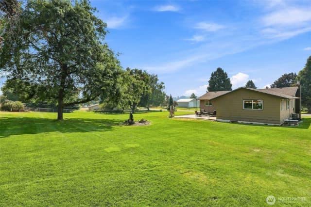 Property photo for 11007 E Rockwell Ave, Spokane Valley photo 3
