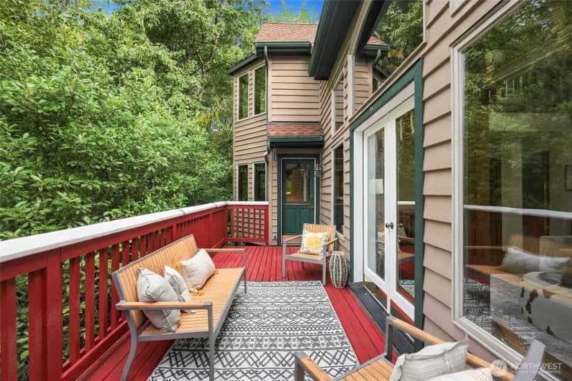 Property photo for 8025 45th Avenue Ne, Seattle photo 14