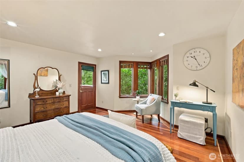 Property photo for 8025 45th Avenue Ne, Seattle photo 17