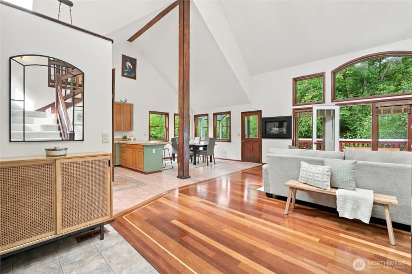 Property photo for 8025 45th Avenue Ne, Seattle photo 6