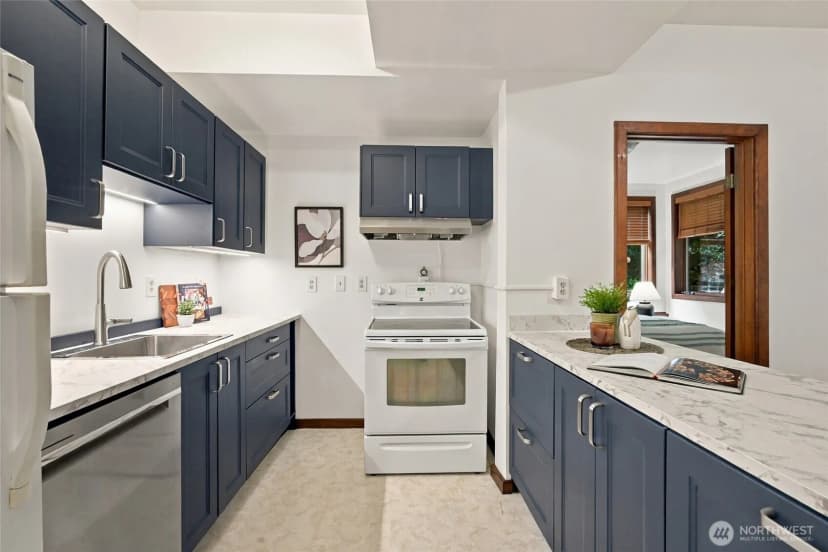 Property photo for 8025 45th Avenue Ne, Seattle photo 26