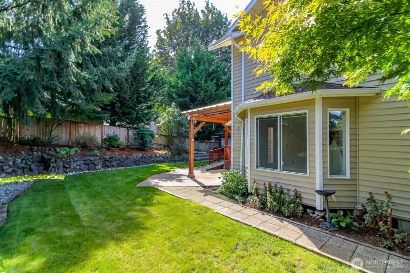 Property photo for 1120 24th Avenue Se, Puyallup photo 8