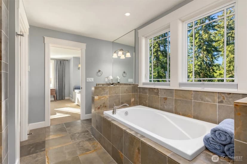 Property photo for 284 Wood Avenue Sw, Bainbridge Island photo 27