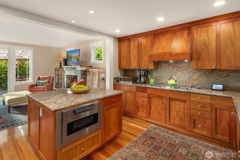 Property photo for 284 Wood Avenue Sw, Bainbridge Island photo 15