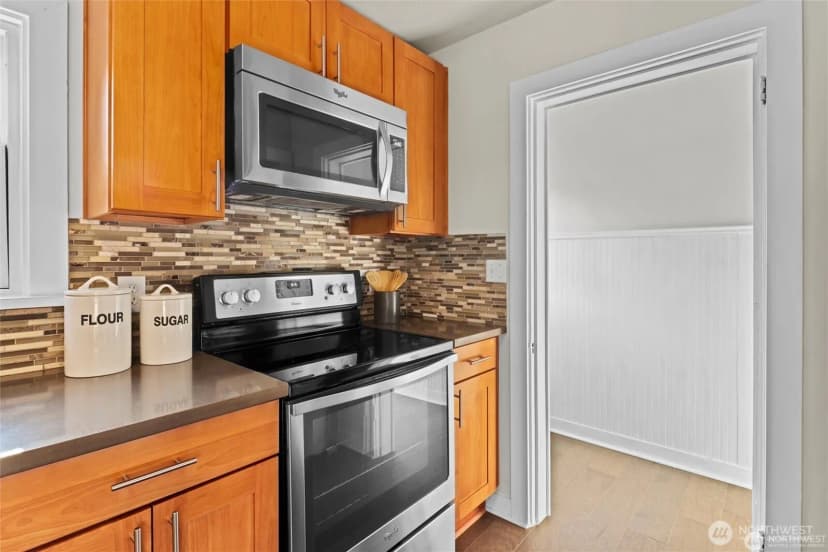 Property photo for 11237 84th Avenue S, Seattle photo 14